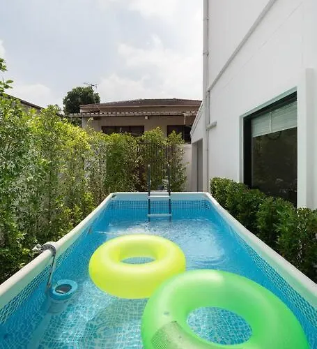 別墅 Miq Ekkamai3_pool Villa_3br House *